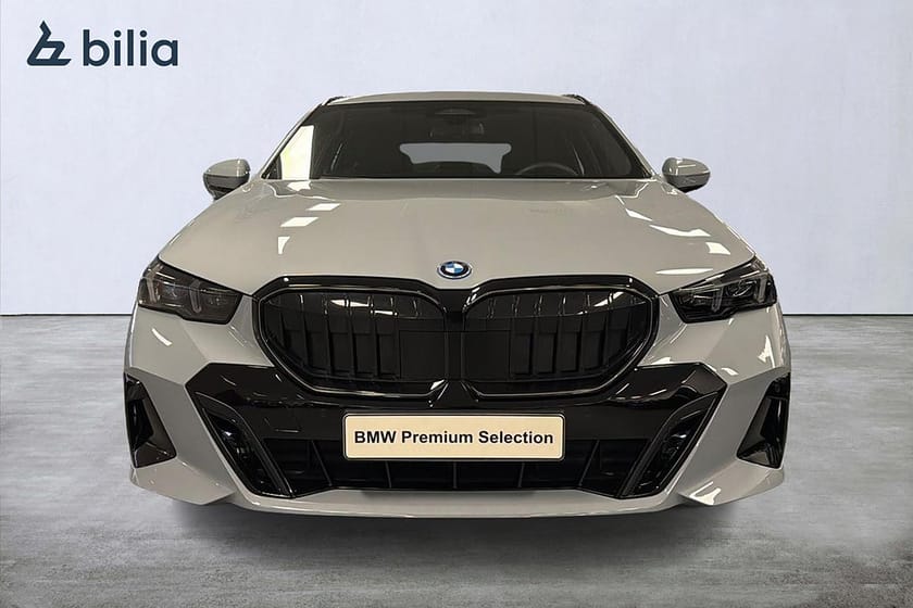 Bild 5 av BMW 530e xDrive Touring M-sport Pro | Drag | H&K | 20"