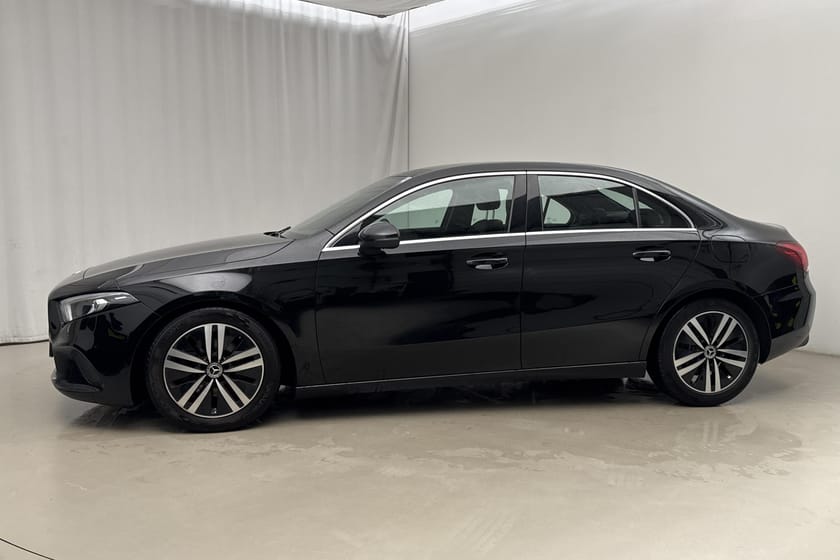 Bild 2 av Mercedes-Benz A 200 d Sedan V177 (150hk) Progressive B-Kam
