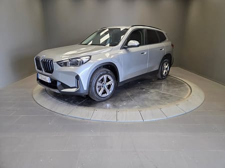 BMW X1 xDrive25e Dragkrok Elstol förare HK Ljud Backkamera