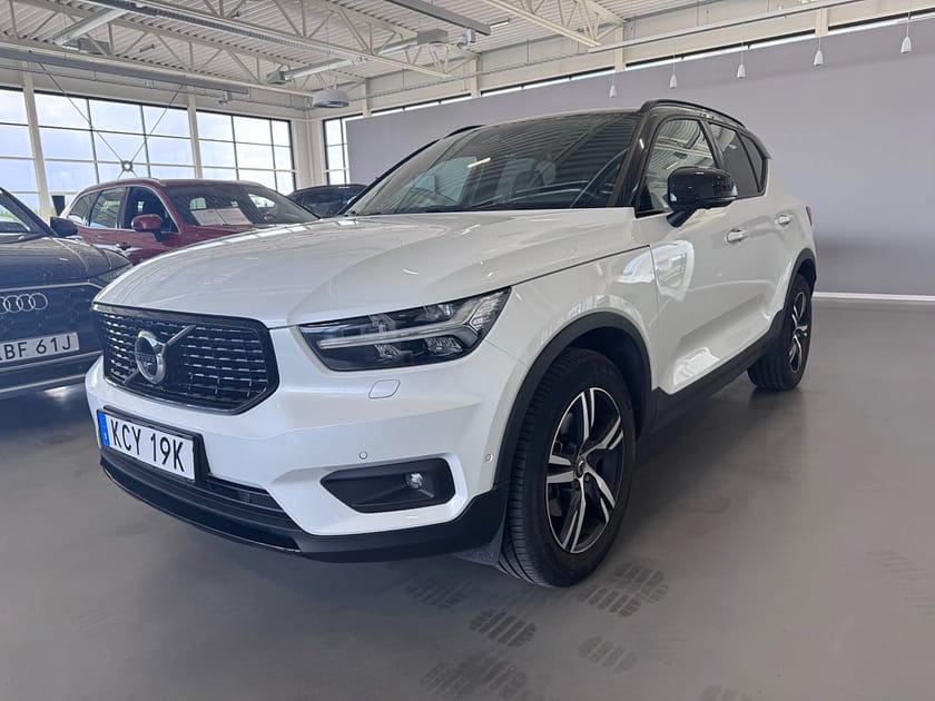 Bild 1 av Volvo XC40 B4 | R-Design | 360° | H&K | Elstolar
