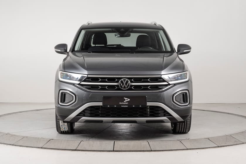 Bilde 4 av Volkswagen T-Roc 2,0 TDI 150hk Style 4MOTION ACC/Krok/Webasto