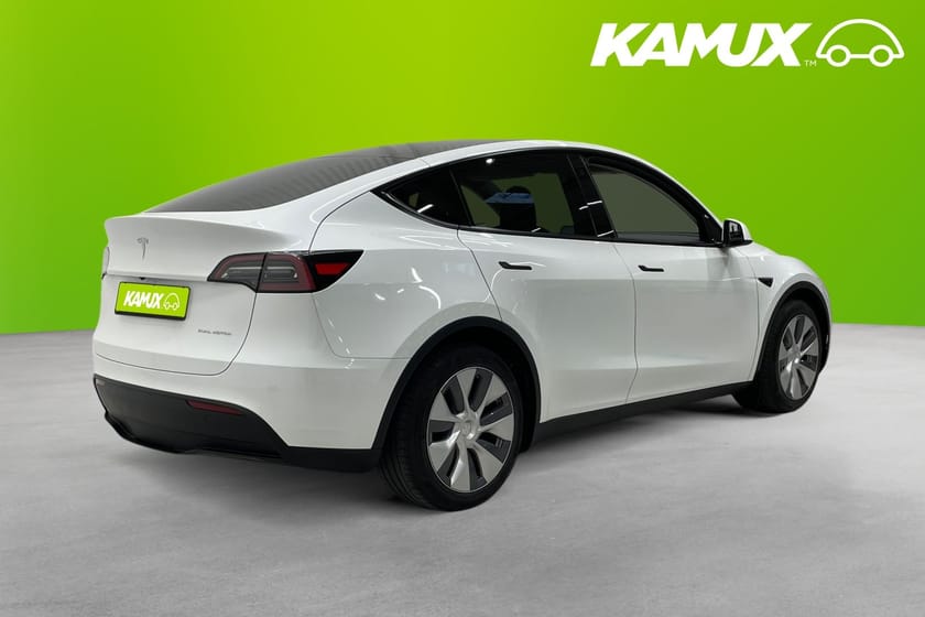 Bild 4 av Tesla Model Y Long Range AWD 514 hk GRILL PÅ KÖPET!