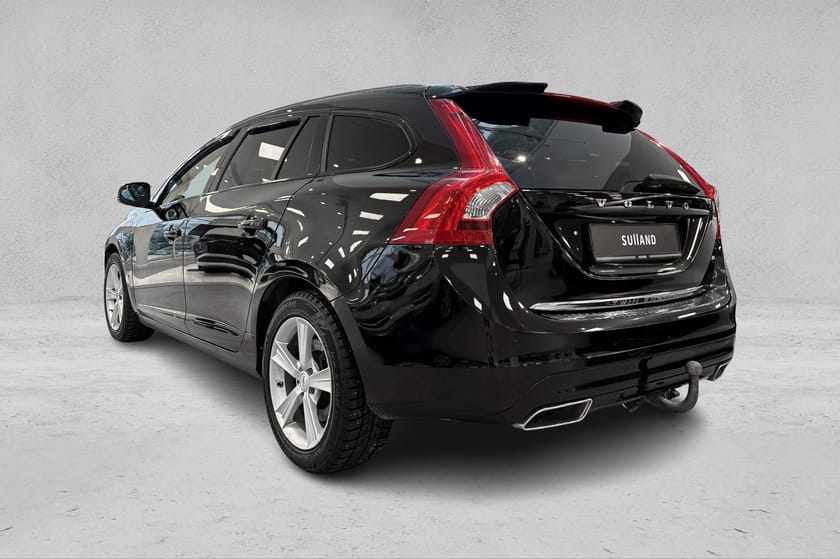 Bilde 3 av Volvo V60 | Gavekort på fossilt drivstoff 10.000 hos Cirkel K |