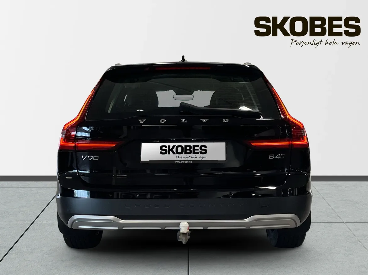 Volvo V90 Cross Country
