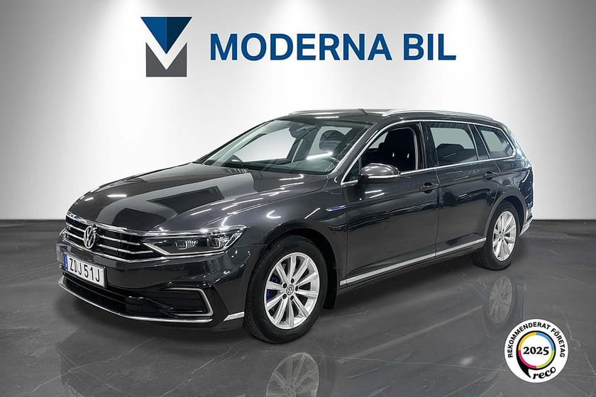 Bild 1 av Volkswagen Passat Sportscombi GTE 1.4 TSI 218hk Executive Drag Kamera Carplay PDC
