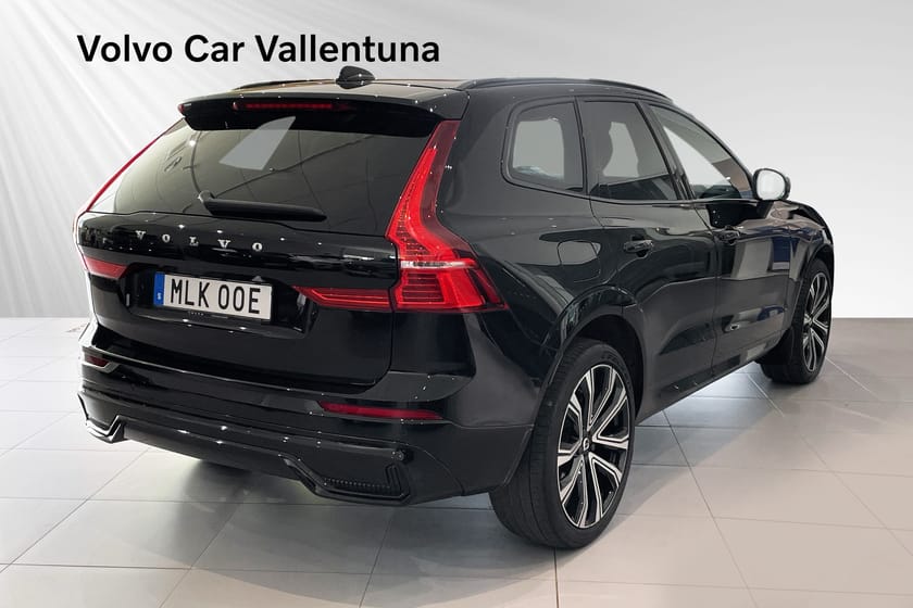Bild 4 av Volvo XC60 B6 AWD Bensin R-Design