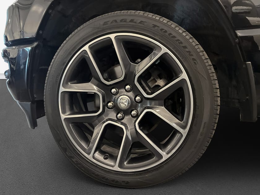 Bild 5 av RAM 1500 Crew Cab 