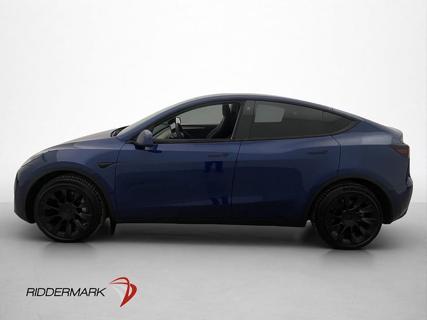 Bild 5 av Tesla Model Y Long Range AWD Svensksåld Panorama