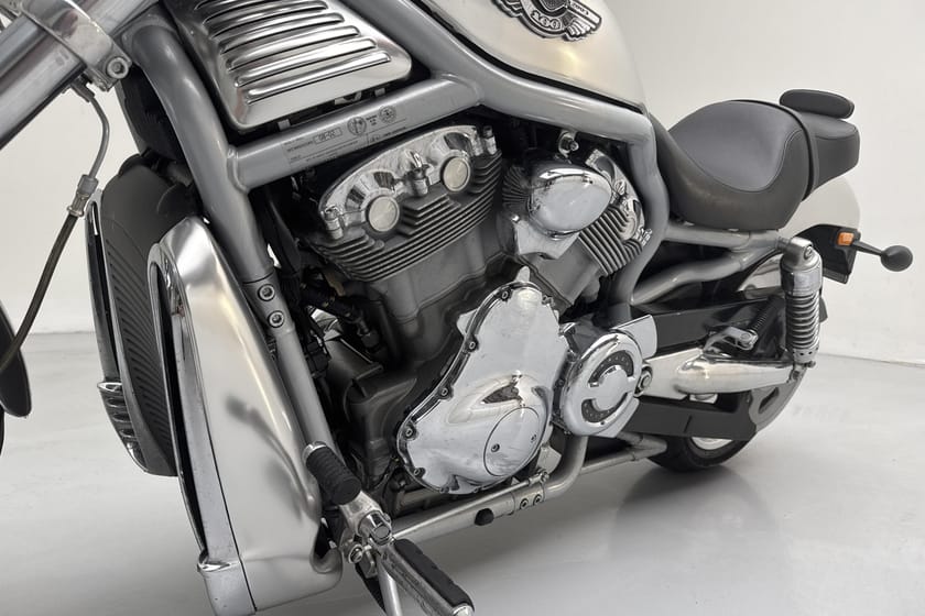 Bild 5 av Harley-Davidson VRSCA V-Rod