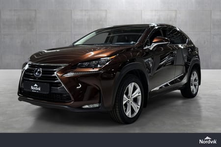 Lexus NX 300h AWD Luxury Hengerfeste