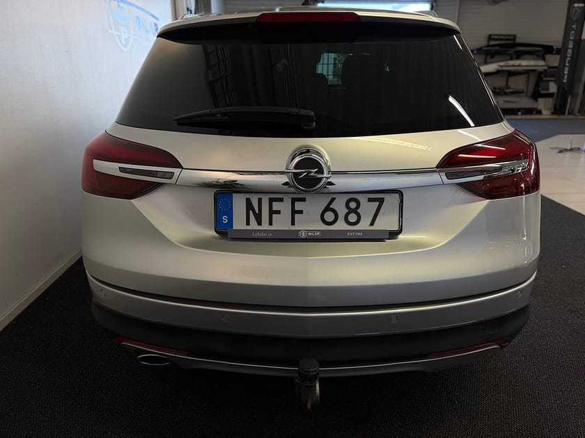 Bild 4 av Opel Insignia Country Tourer 2.0 CDTI 4x4 Business | Dragkrok | Vhjul
