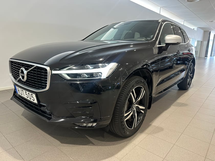 Bild 1 av Volvo XC60 T5 II AWD R-Design / Navigation / Backkamera / Dragkork /