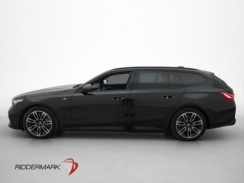 Bild 5 av BMW i5 eDrive40 Touring 340hk M Sport Launch Edt Driving assist Drag
