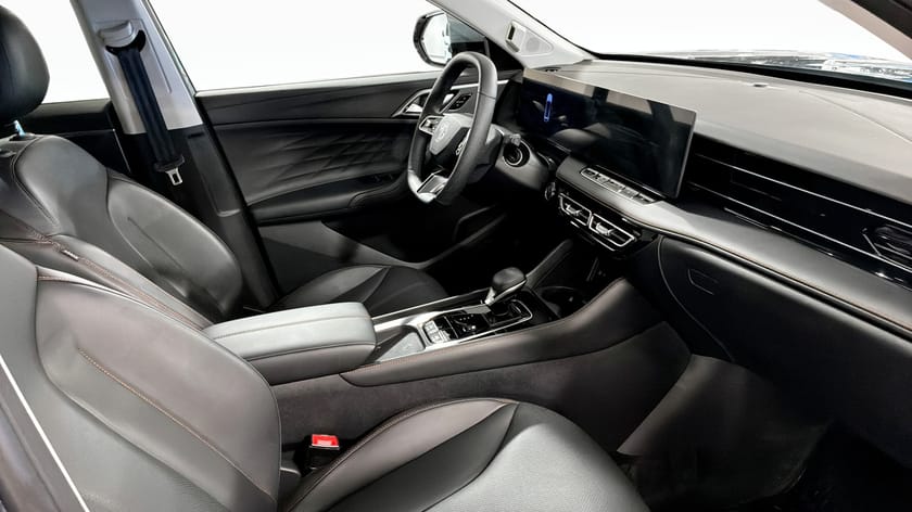 Bild 3 av MG HS PHEV Luxury 1,5T 307hk Automat