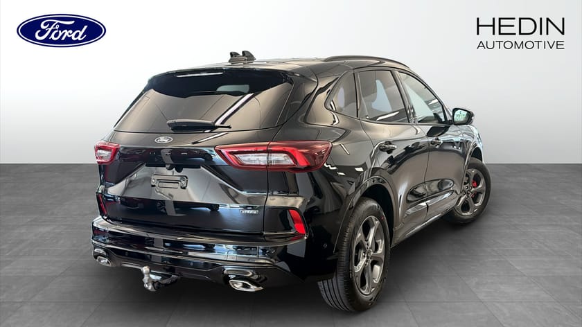 Bild 2 av Ford Kuga Plug-In Hybrid ST-LINE X 2.5 FWD 243HK, Dragkrok