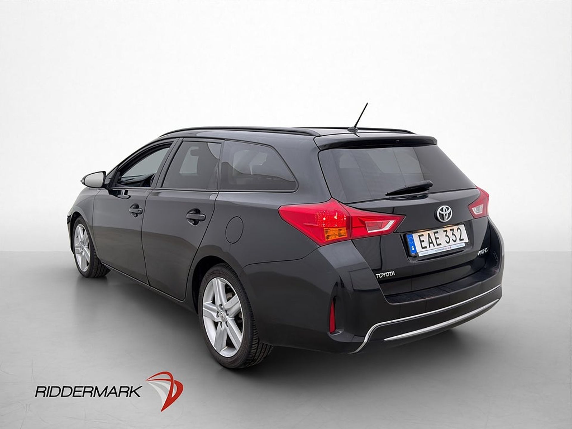 Toyota Auris 2014, kuva 6/30