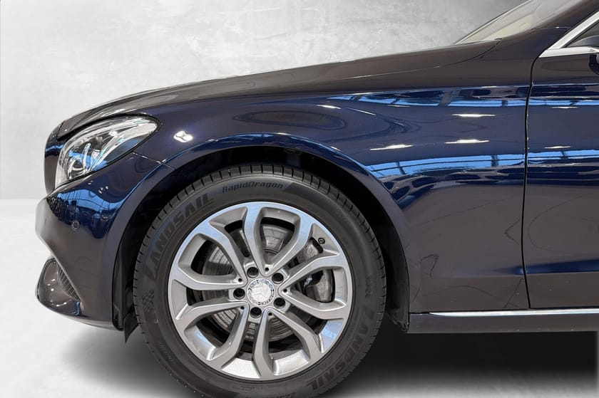 Bilde 5 av Mercedes-Benz C 250 T d 4MATIC