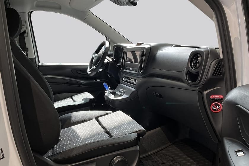 Bild 4 av Mercedes-Benz eVito 112 119 Lång