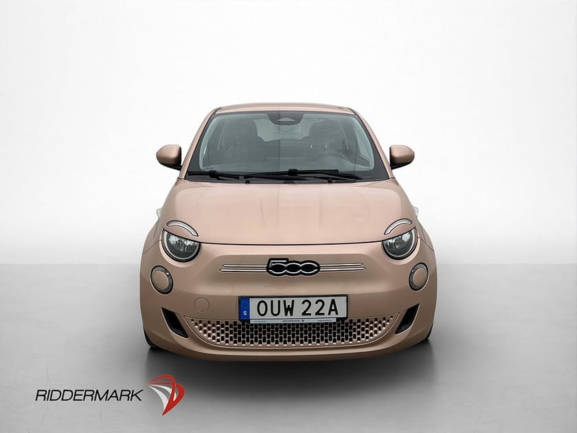 Bild 2 av Fiat 500e 42 kWh 118hk Navi Sätesvärme CarPlay Halvskinn