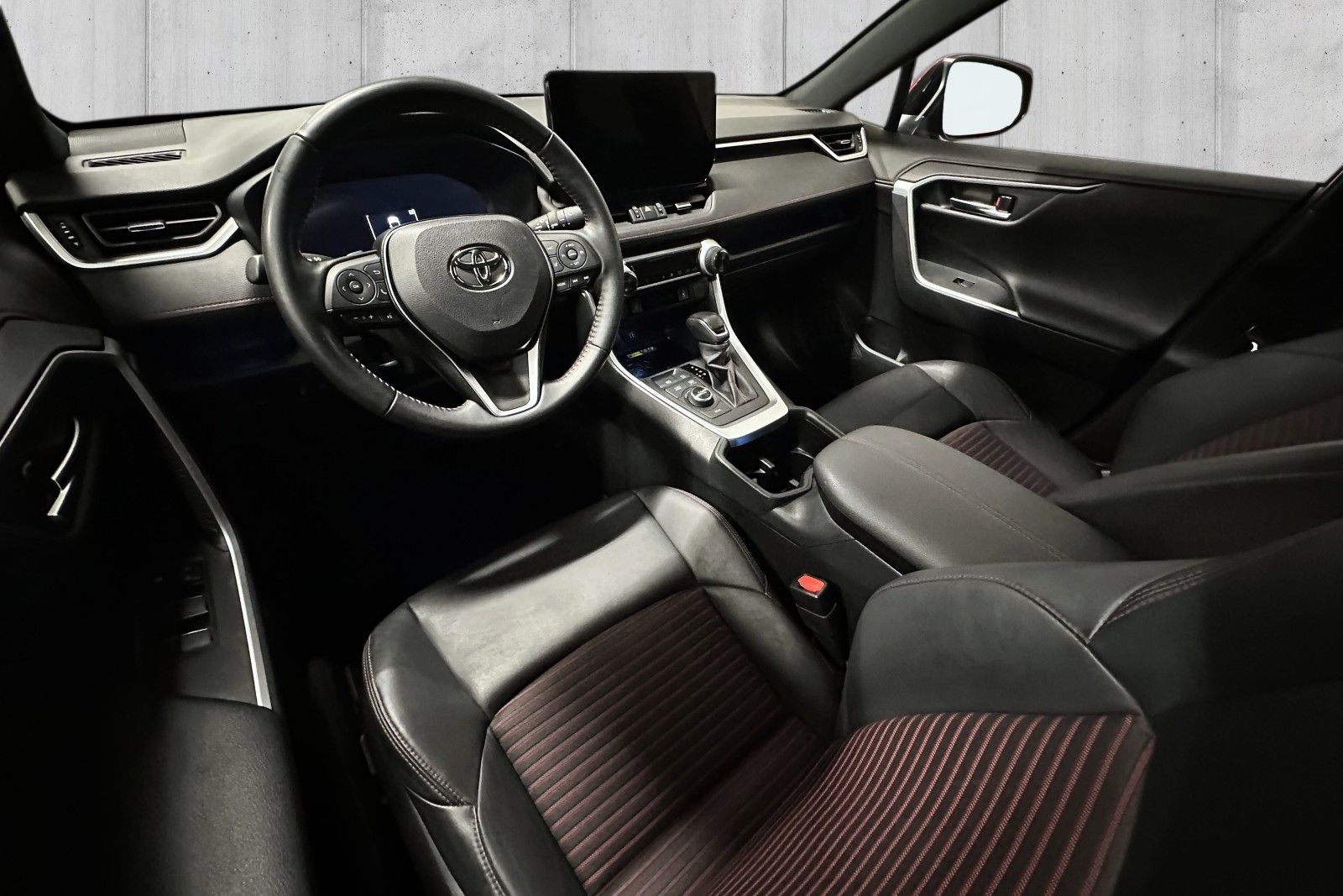 Toyota RAV4 Plug-in Hybrid E-CVT, 306hp, 2023