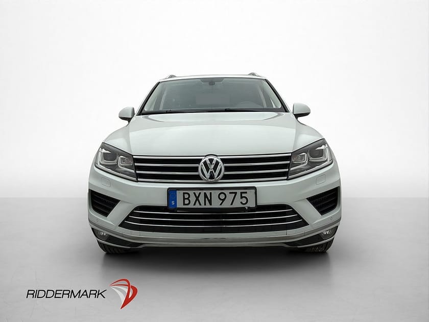 Bild 2 av Volkswagen Touareg V6 TDI 4M Pano Värmare Kamera Skinn Drag