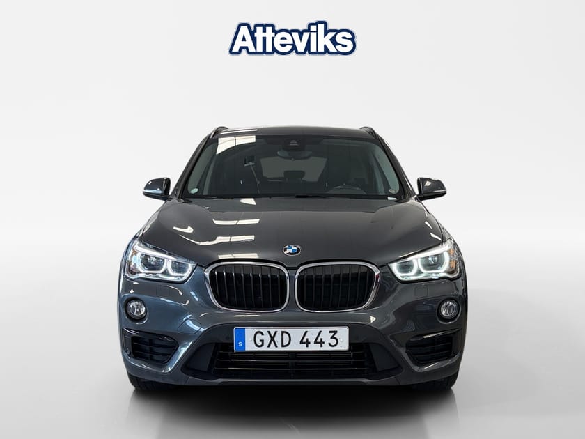 Bild 3 av BMW X1 xDrive18d xDrive 18d Sportline 150hk *Head-up/Drag/El-Bakluc