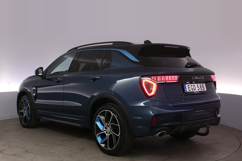 Bild 4 av Lynk & Co 01 PHEV Pano 360 Adap.Farth Infinity BLIS Drag