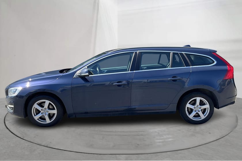 Bild 2 av Volvo V60 D4 (181hk) Momentum Parkeringsvärmare
