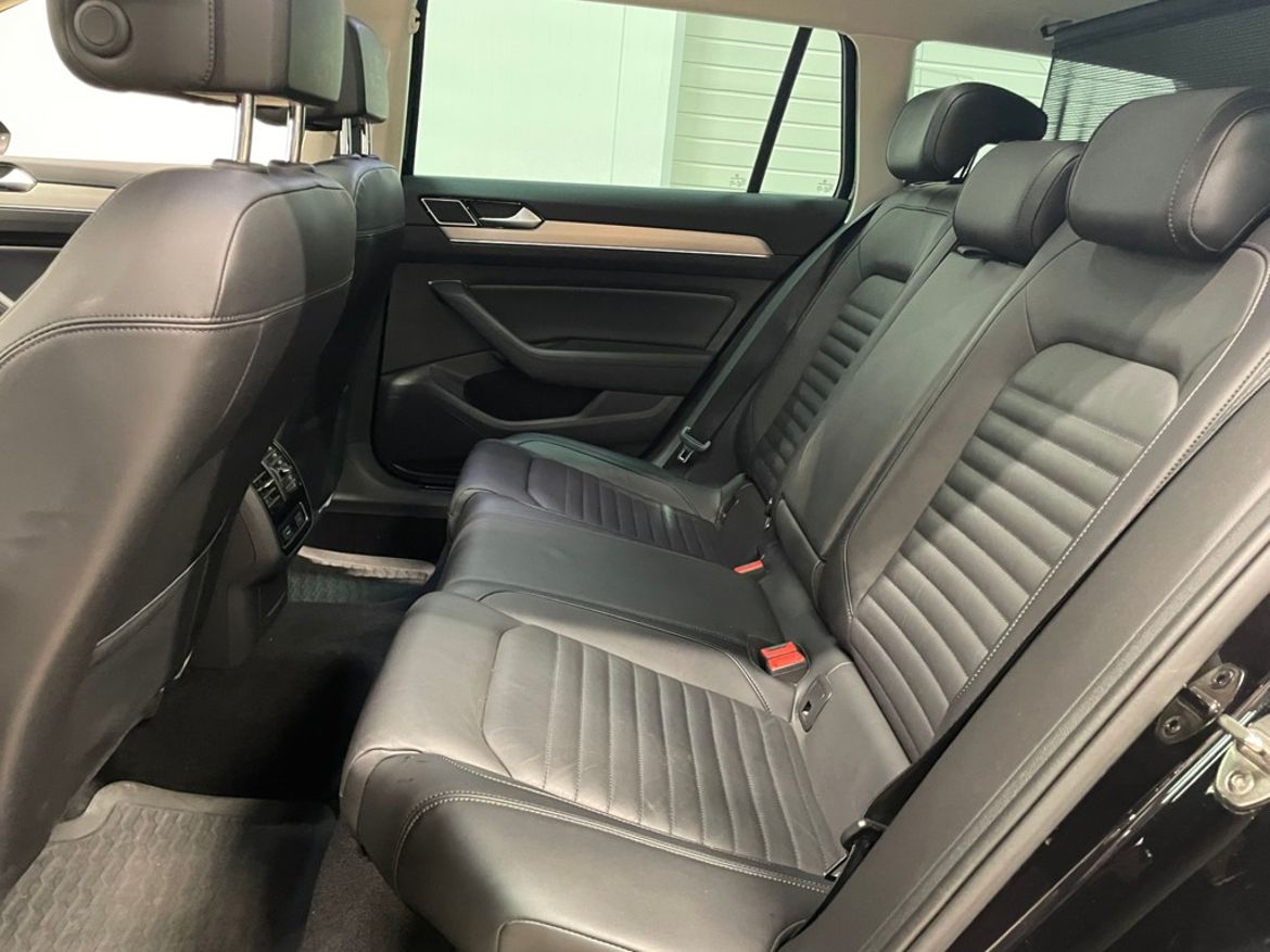 Volkswagen Passat 2019 - miniatyr 11