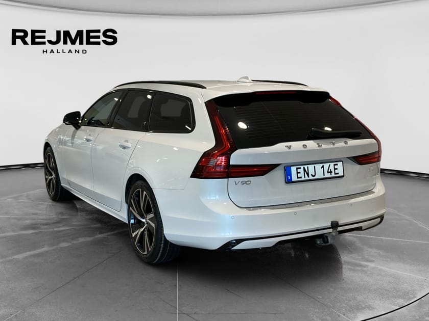 Bild 2 av Volvo V90 Recharge T6 Plus Dark