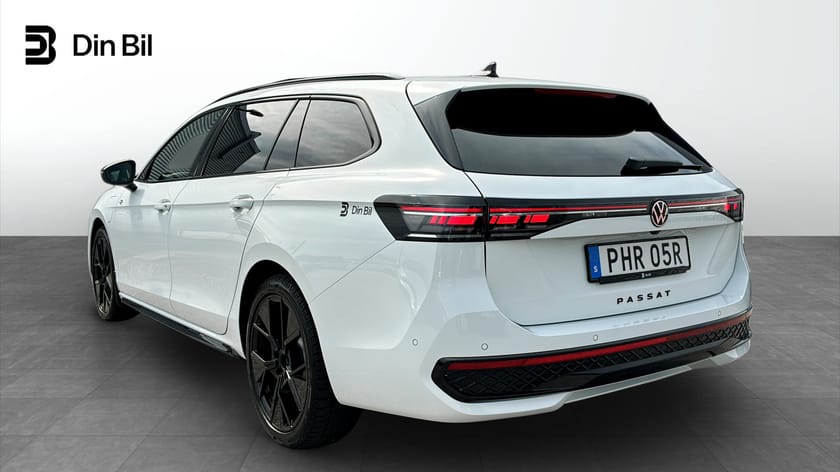 Bild 3 av Volkswagen Passat Variant eHybrid R-LINE 1.5 TSI 272HK Swe edition Pano