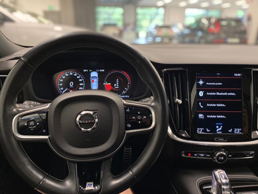 Bild 2 av Volvo V60 T8 TE R-Design