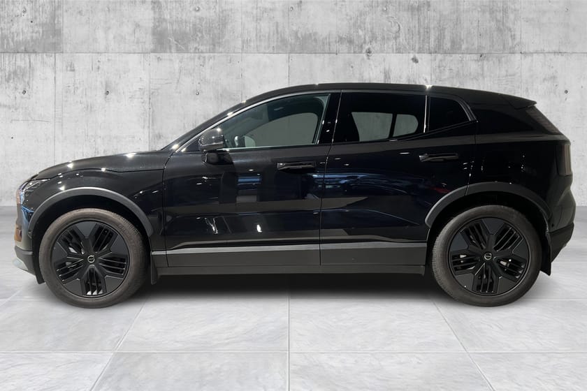 Bilde 2 av Volvo EX30 Cross Country Twin Motor Performance Ultra-Pano-360"-Goolge-Voc-Acc-H&K-Hf-Navi