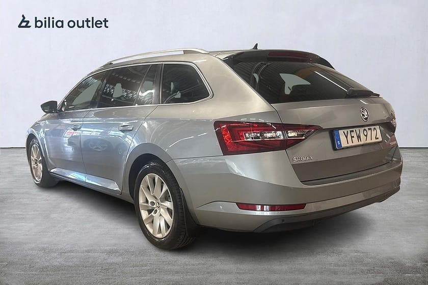 Bild 2 av Škoda Superb Kombi Skoda 2.0 TDI SCR Style / Drag / Navigation /Backkamera