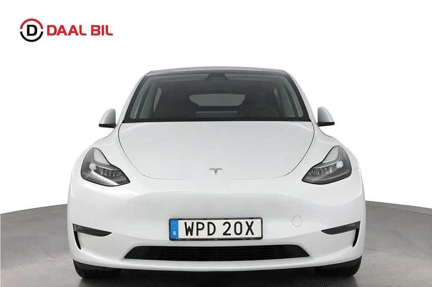 Bild 2 av Tesla Model Y Long Range AWD 514HK DRAGKROK VÄRM B-KAMERA PANO NFC