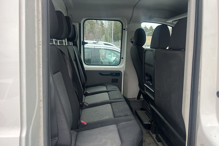 Bild 5 av Volkswagen Crafter Chassi Double Cab 35 2.0 TDI 4Motion 7-Sits MOMS