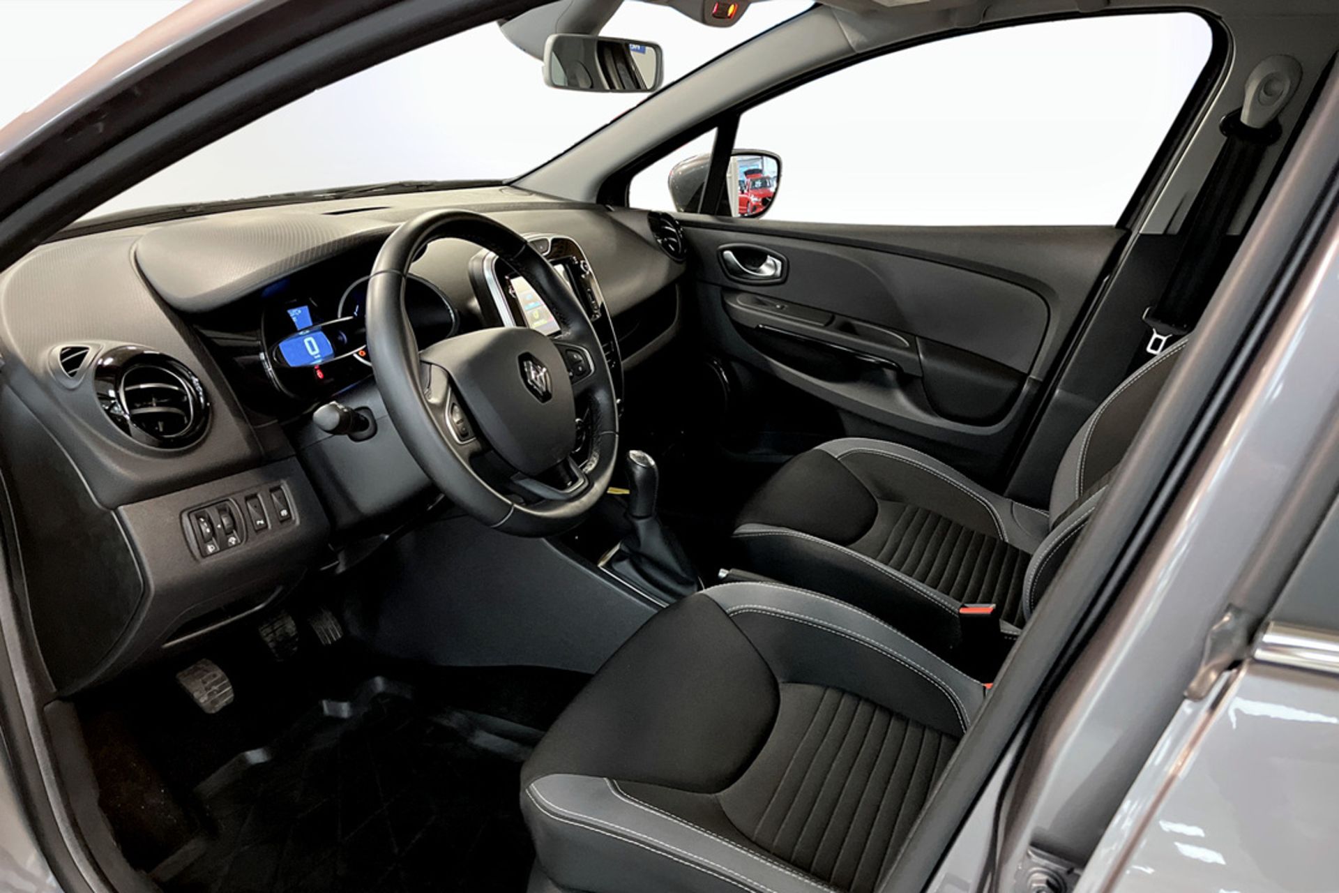 Renault Clio 0.9 TCe 2016, bild 5/9