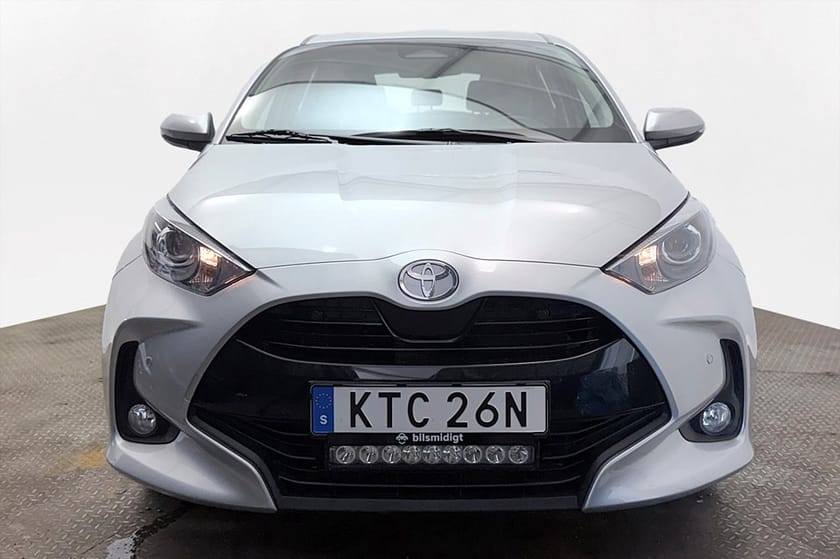 Bild 3 av Toyota Yaris Hybrid 115 Kamera Rattvärme 116hk