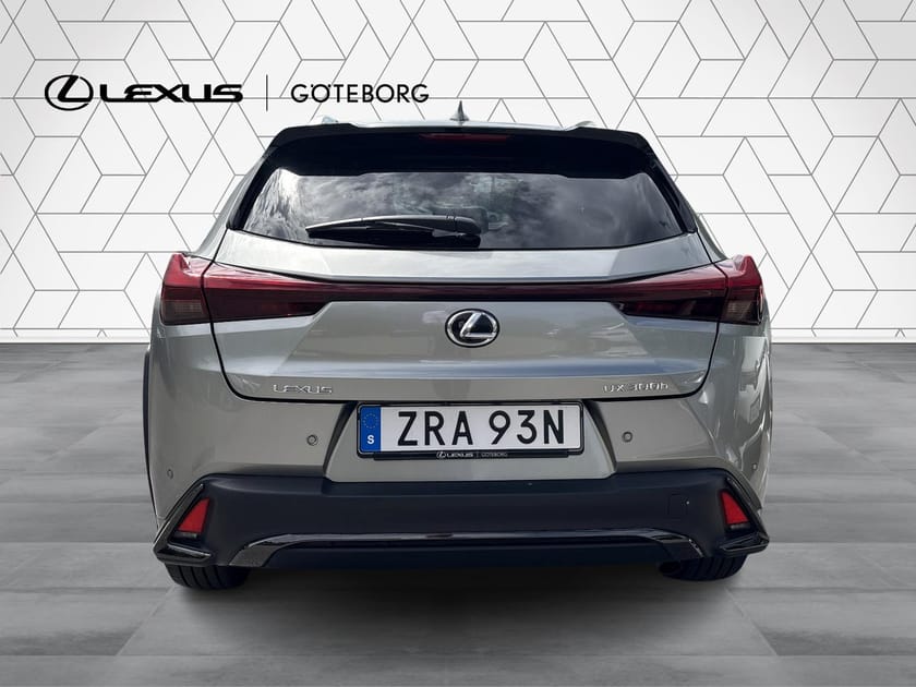 Bild 5 av Lexus UX 300h F SPORT DESIGN FWD