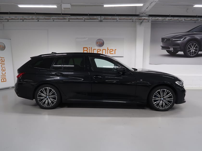 Bild 5 av BMW 330e xDrive Touring M Sport V-Däck ingår Drag-Kamera-Navi-AdaptivFH-