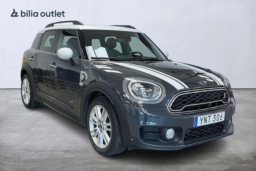 Bild 2 av MINI Countryman Cooper SE ALL4 Chili Nyservad Panorama H&K B-kam Skinn