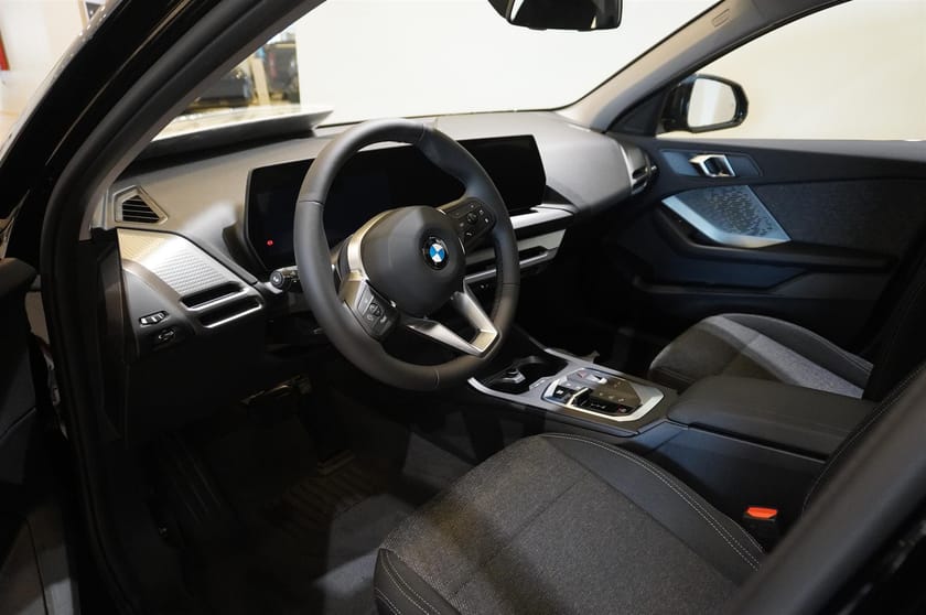 Bild 2 av BMW 120 Rattvärme Navigation