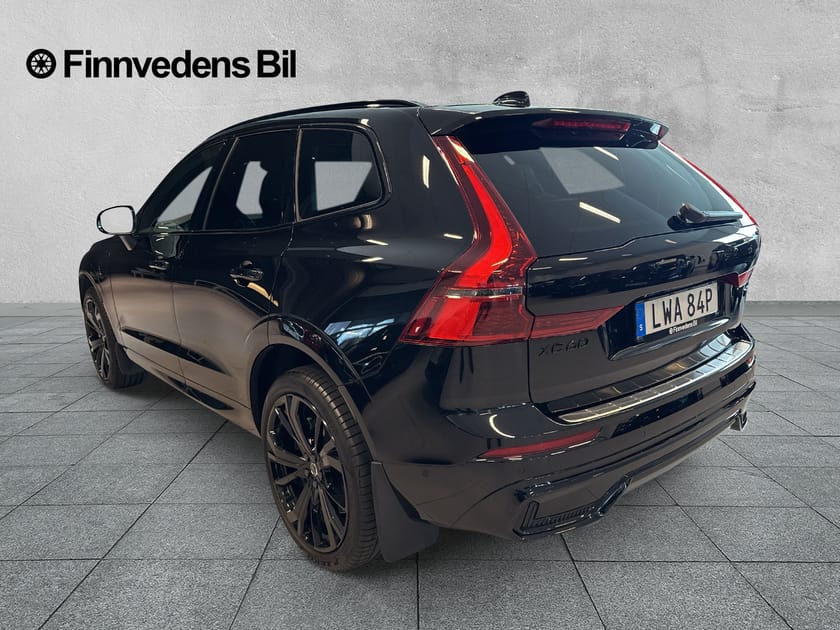Bild 3 av Volvo XC60 T6 Plus Black Nordic Edition(pano,drag,360)