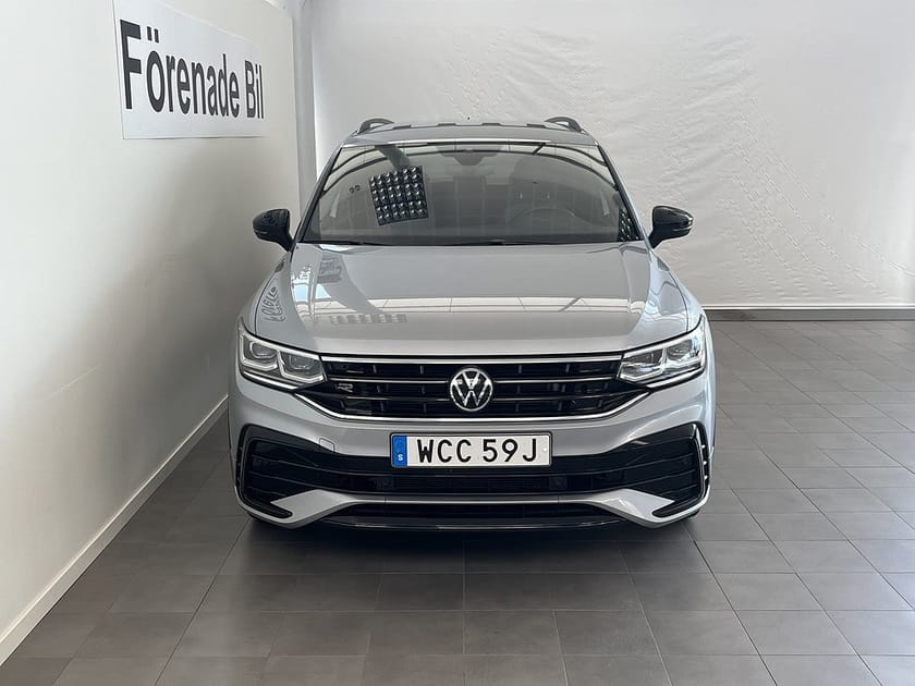 Bild 2 av Volkswagen Tiguan Allspace 5-sätes R-Line 2.0 TDI 200hk 4Motion Värmare Drag 20"