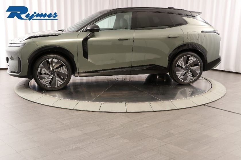 Bild 3 av Lynk & Co 08 PHEV More