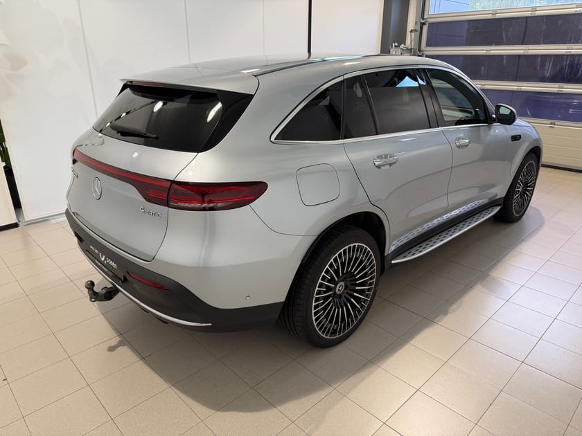 Bilde 3 av Mercedes-Benz EQC 400 4MATIC /AMG/STIGTRINN/ 21"AMG/KJØREASSISTENT