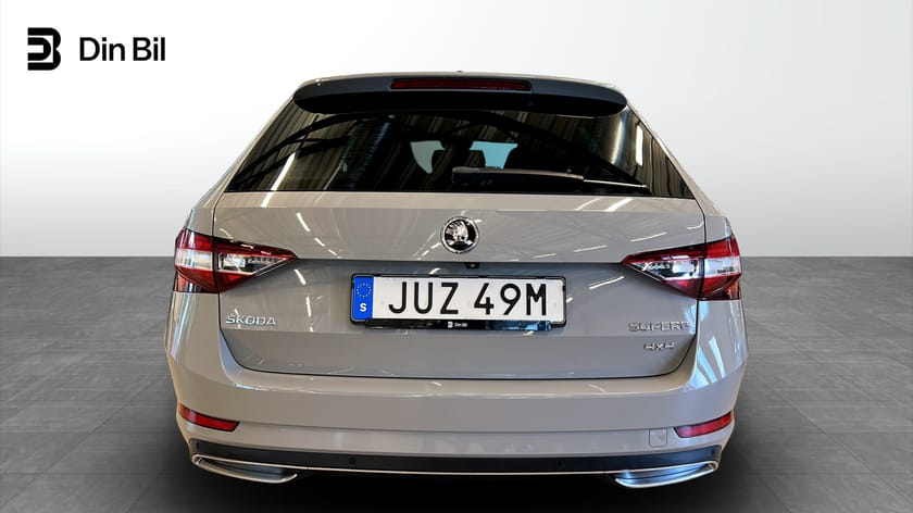 Bild 5 av Škoda Superb Kombi Sportline 2.0 TDI 4X4 Värmare Drag 190HK