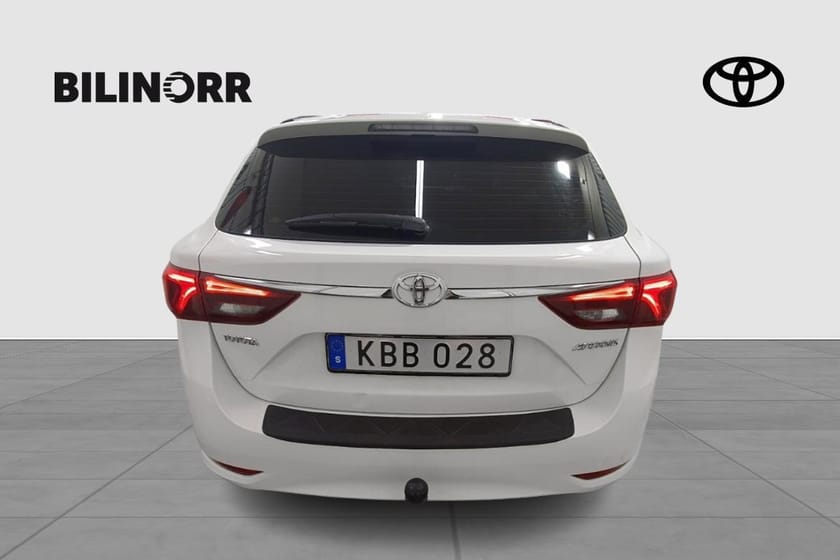 Bild 4 av Toyota Avensis Kombi 1,8 TS ACTIVE DRAG V-HJUL
