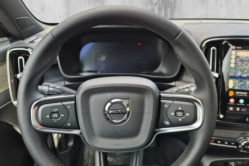 Volvo EX40 Twin Motor bilde 12