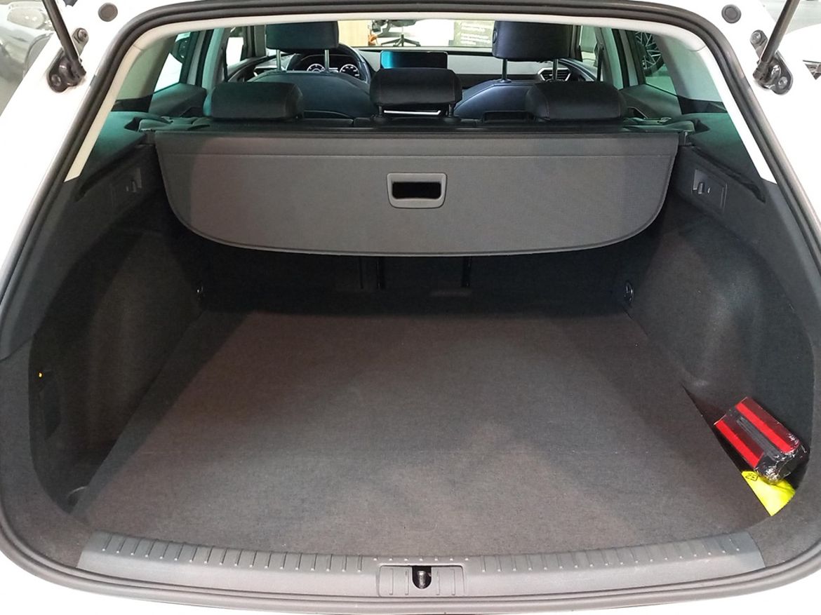 SEAT SEAT León Sportstourer e-Hybrid — bild 11